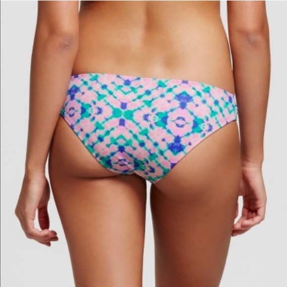 Shade & shore macrame cage side bikini bottoms. Size XS - Picture 4 of 6